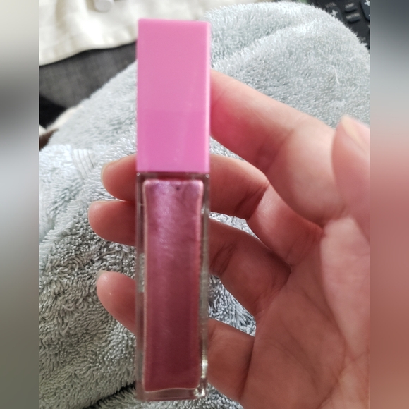 NYX Ultimate Glow Shots Liquid Eyeshadow - Picture 5 of 6